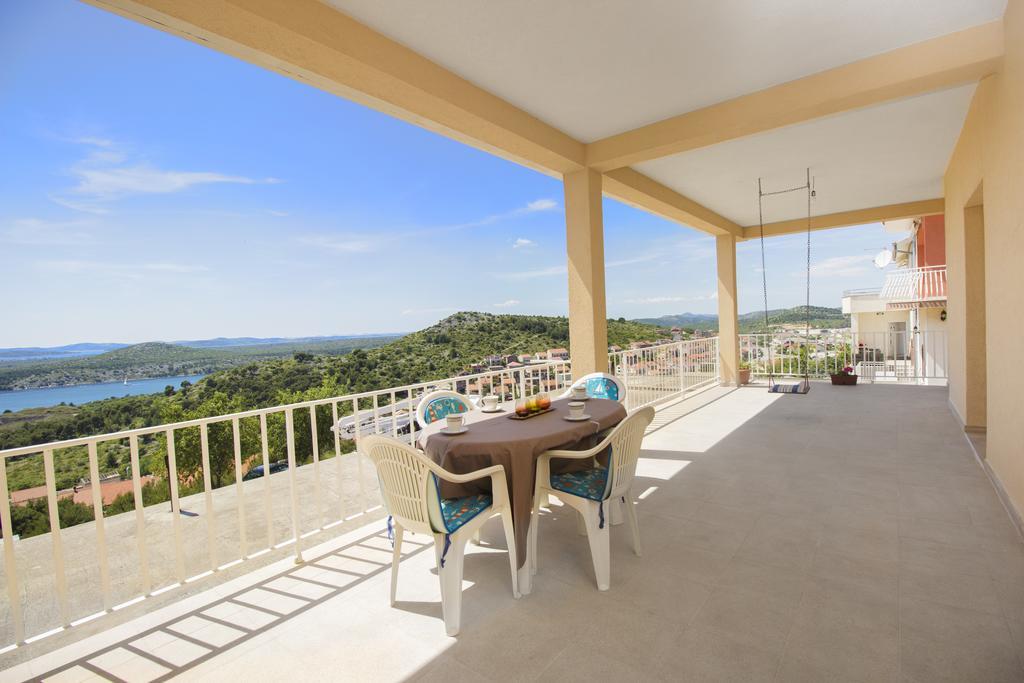 Apartment Bulat Sea View Šibenik